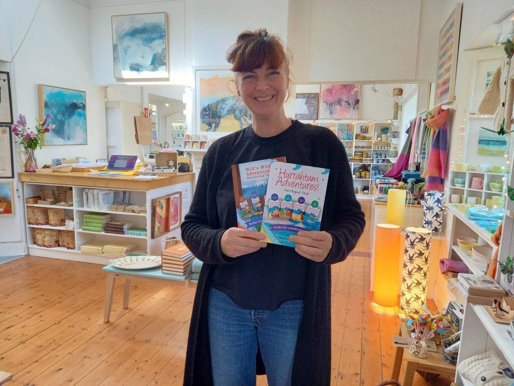 Katie Lincoln of Ardmore Pottery & Gallery with Richard Shore's books